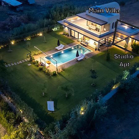 Villa Satori Kalamata Bagian luar foto